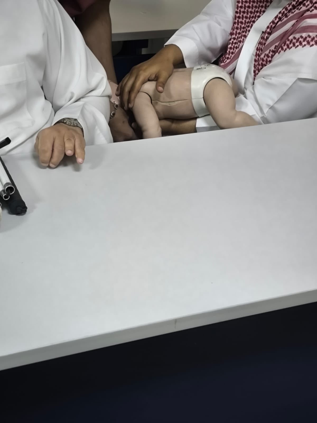 مسعفون بلا حدود يرسّخ ثقافة الإنقاذ بمهارات عملية في الدمام