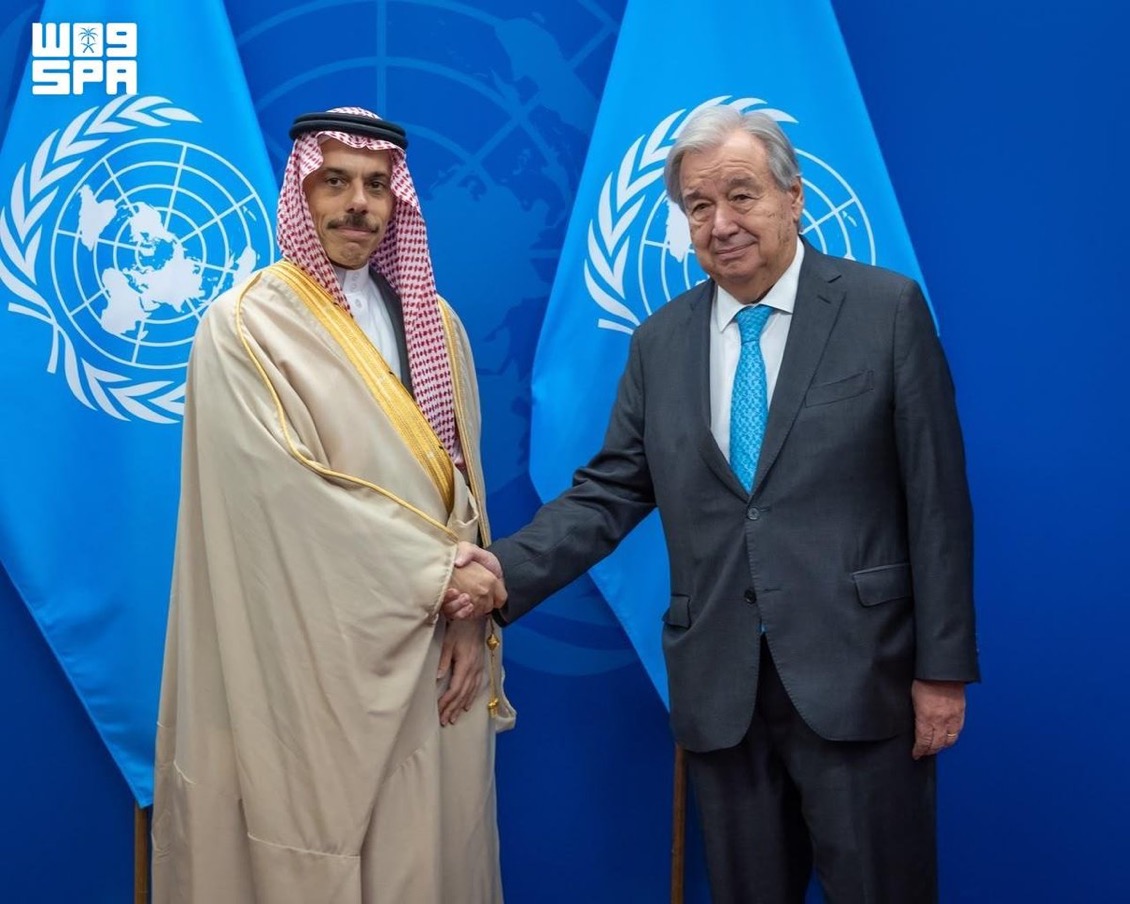 على هامش انعقاد الدورة الخامسة لمعرض التجارة الرقمية العالمية بمدينة هانغتشو الصينية  