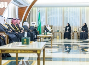 أمير المنطقة الشرقية يستقبل رئيس جامعة الملك فهد للبترول والمعادن