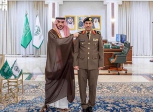 امير الجوف يقلد نائب مدير شرطة المنطقة اللواء مياح بن كساب العنزي رتبته الجديدة