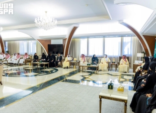 أمير المنطقة الشرقية يستقبل رئيس جامعة الأمير محمد بن فهد